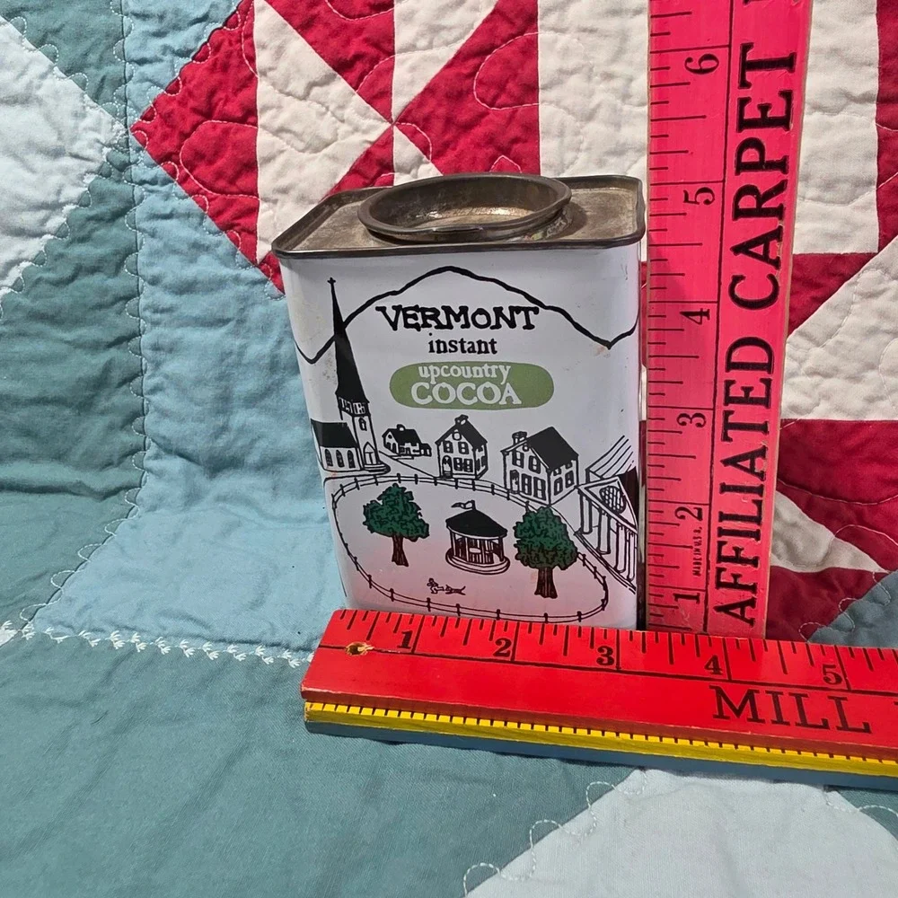 Vermont Upcountry Cocoa Tin Small White Vintage Ski Village Graphic